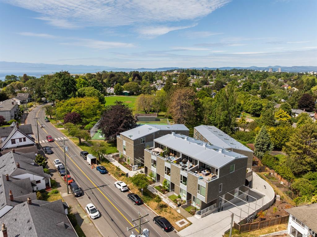 Third View of 1720 Fairfield Rd, Rhodo, Victoria, BC, V8S 1G3