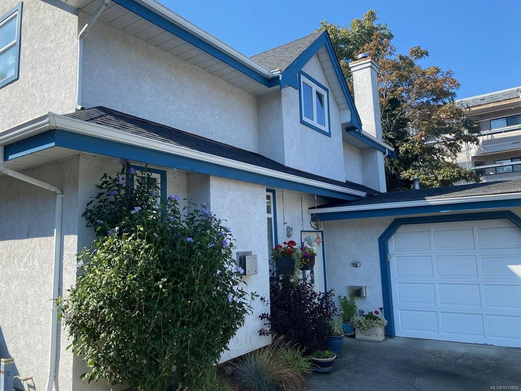 Second View of 2328 Shakespeare St, Victoria, BC, V8R 4G3