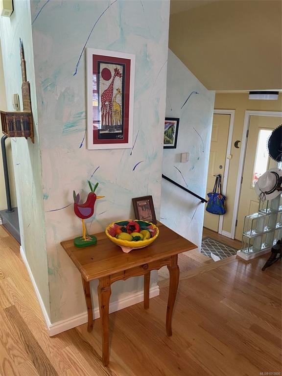 Fourth View of 2328 Shakespeare St, Victoria, BC, V8R 4G3