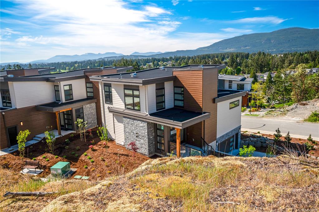 1220 Manzanita Pl, 1013822, BC,
