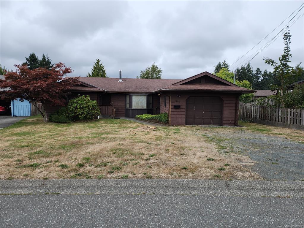 530 Quadra Ave, 1013832, BC,