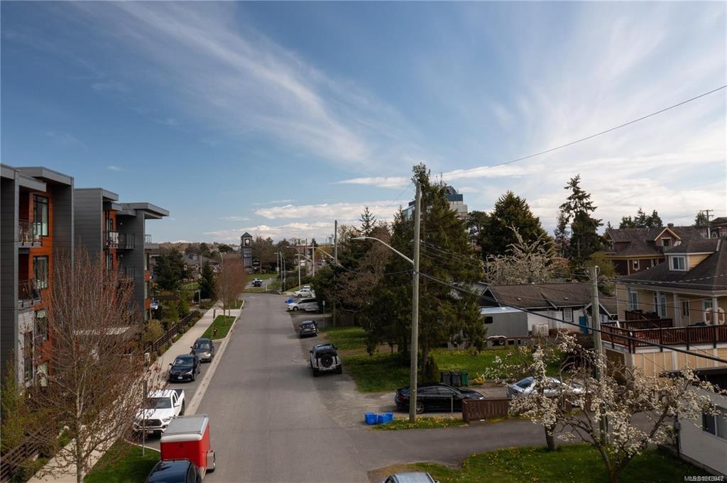 3814 Rowland Ave, 1013847, BC,