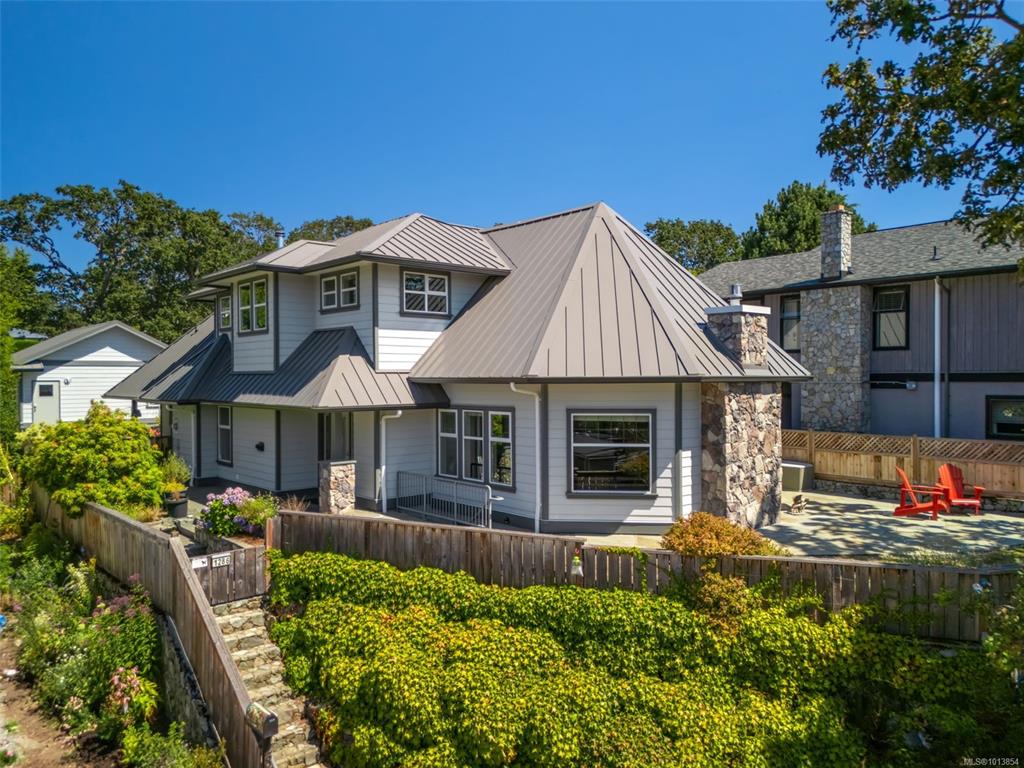 1286 Ocean View Dr, 1013854, BC,