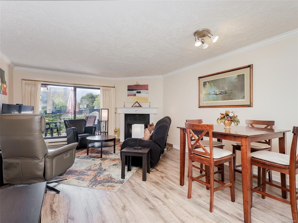 Third View of 420 Parry St, Parry Manor, Victoria, BC, V8V 2H7