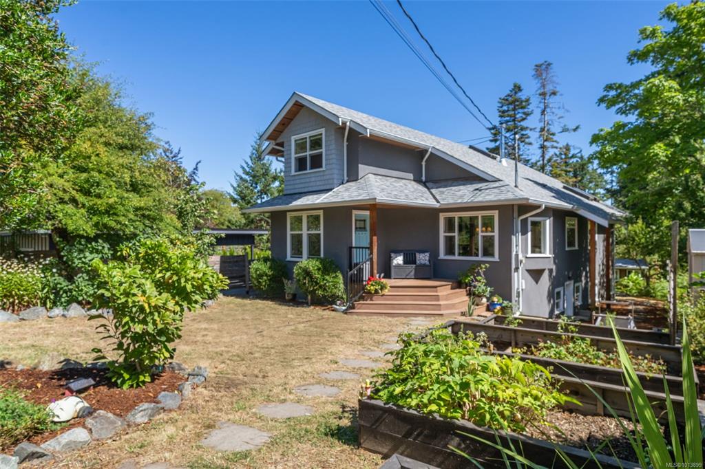 Fourth View of 920 Arundel Dr, Saanich, BC, V9A 2C3