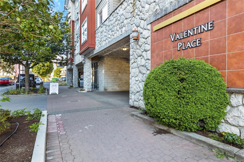 2829 Peatt Rd, 1013915, BC,