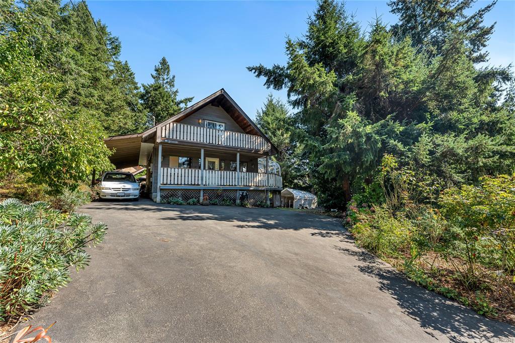Second View of 107 Pine Pl, Salt Spring, BC, V8K 2N4