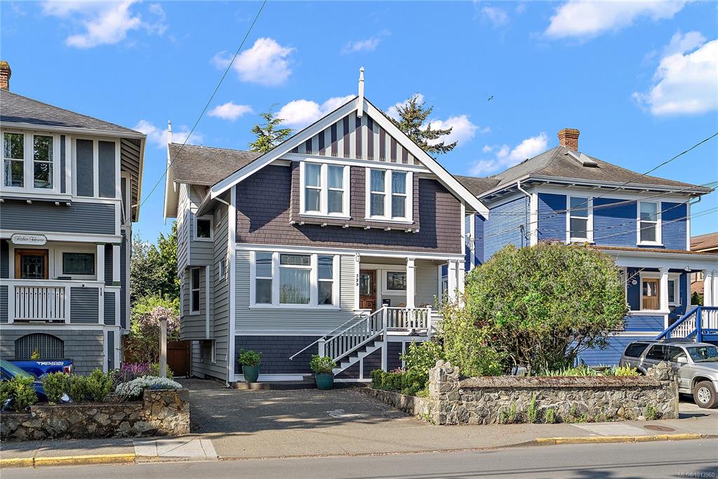 Second View of 329 Simcoe St, Victoria, BC, V8V 1K9