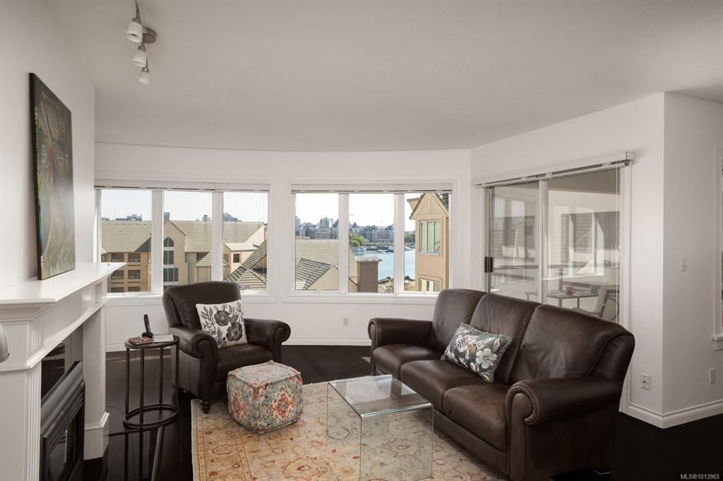Third View of 50 Songhees Rd, Songhees Point, Victoria, BC, V9A 7J4
