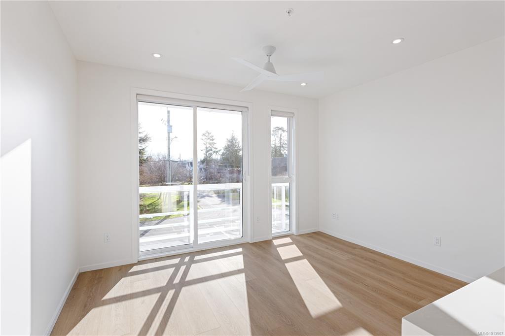 Third View of 2374 Oakville Ave, Sidney, BC, V8L 1V5