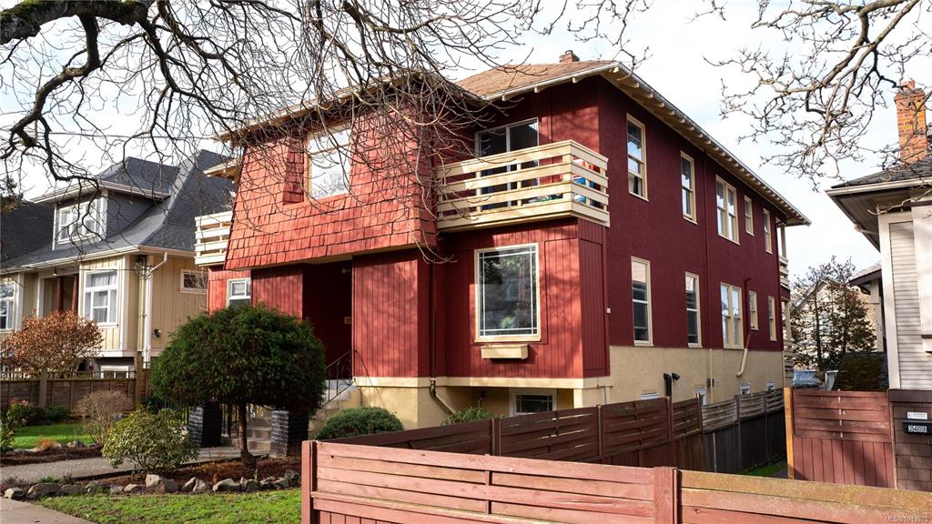 Third View of 2312 Wark St, Victoria, BC, V8T 4G6