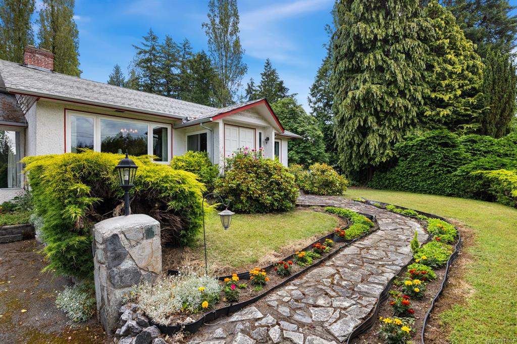 Fourth View of 3367 Trans Canada Hwy, Cobble Hill, BC, V0R 1L7