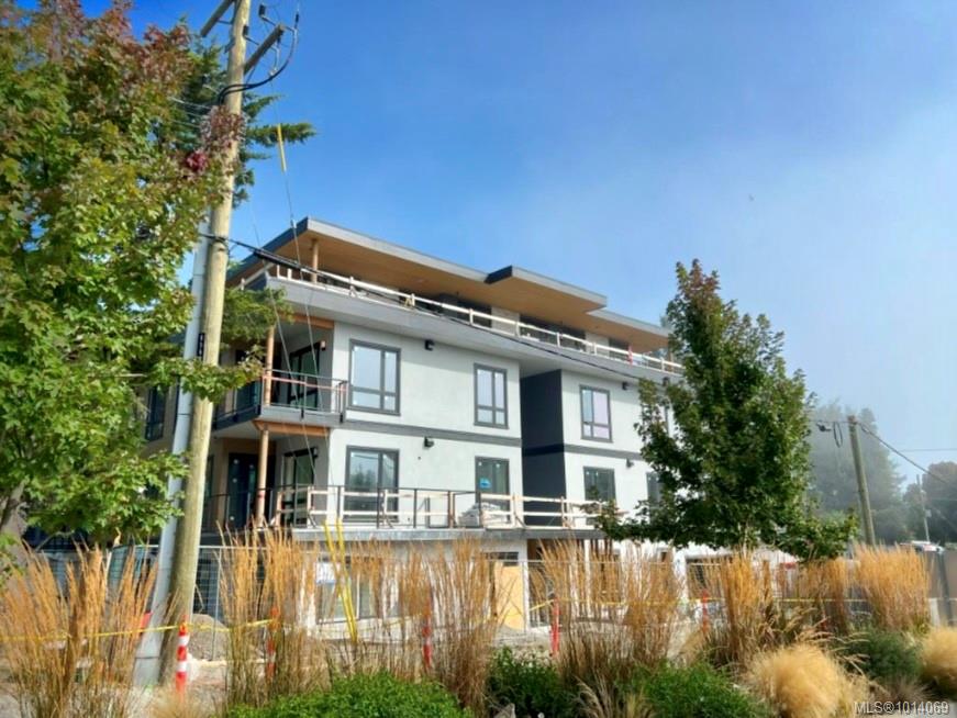 Second View of 986 Doumac Ave, The Tides at Cordova Bay, Saanich, BC, V8Y 1M4