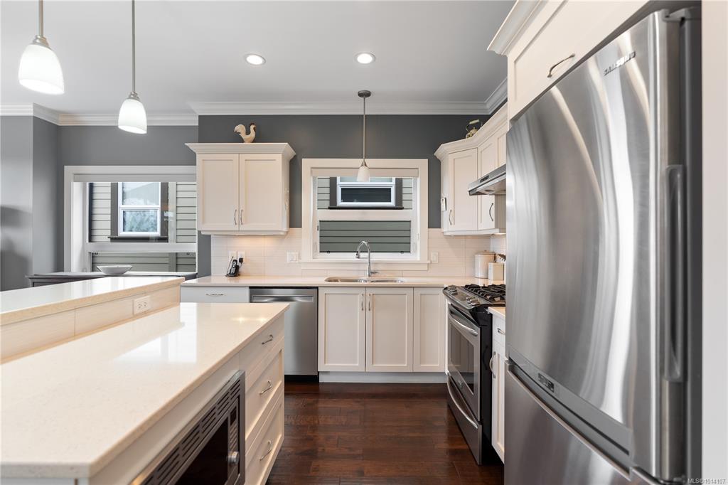 Third View of 2234 Stone Creek Pl, Sooke, BC, V9Z 1J7