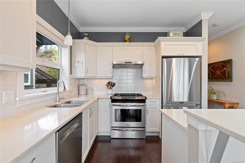 Fifth View of 2234 Stone Creek Pl, Sooke, BC, V9Z 1J7