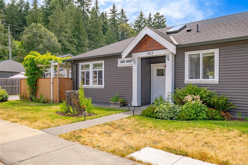 Third View of 987 Buffer Rd, Nanaimo, BC, V9R 0G7
