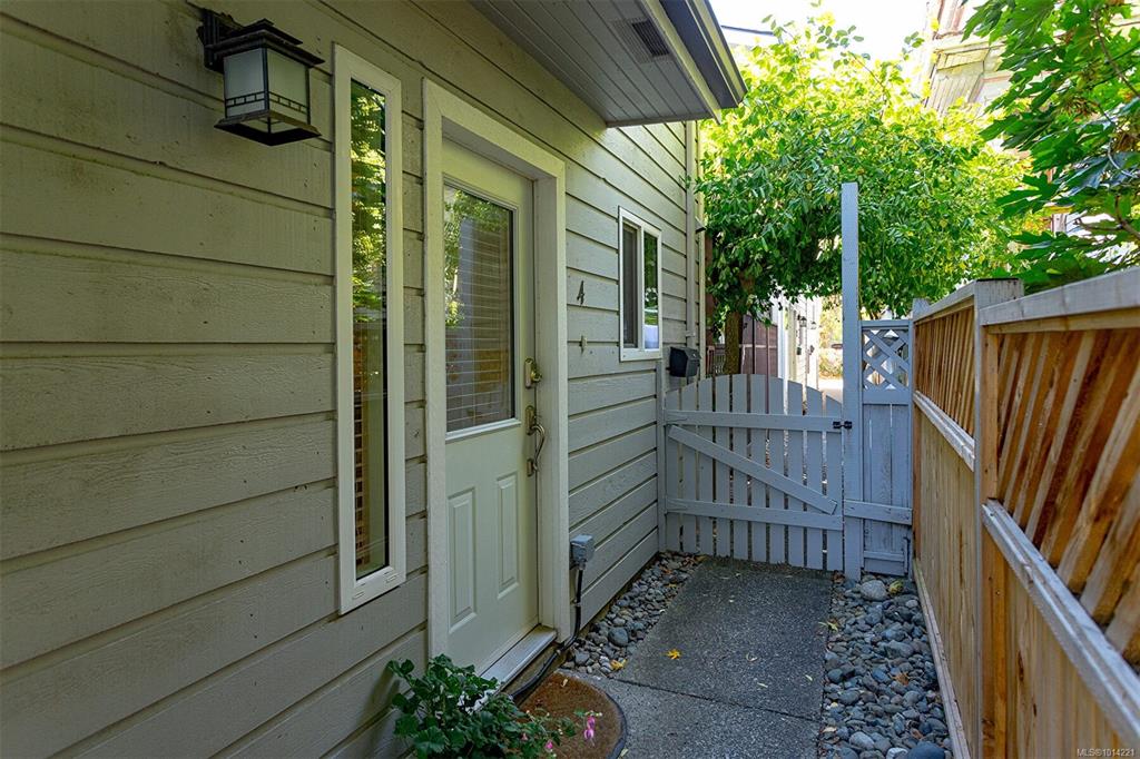 Fifth View of 126 Ontario St, Victoria, BC, V8V 1M9