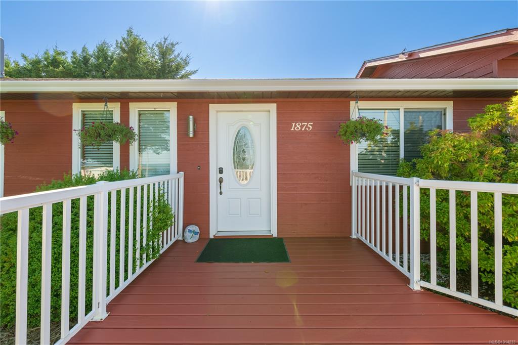 Third View of 1875 Broughton Blvd, Port McNeill, BC, V0N 2R0