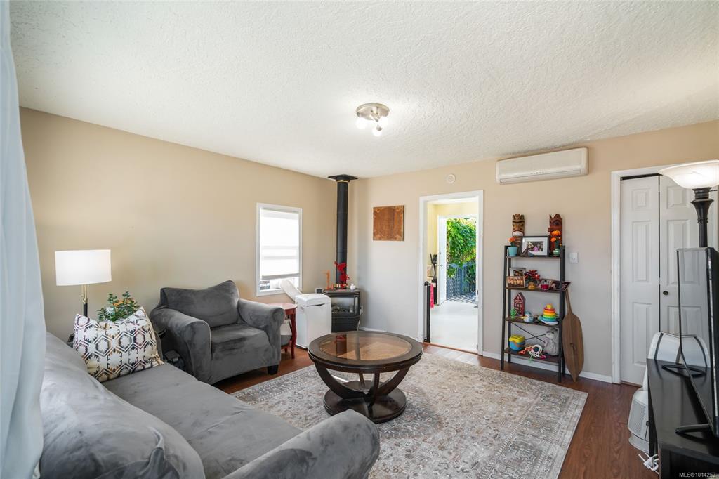 Fifth View of 473 Watfield Ave, Nanaimo, BC, V9R 3P6