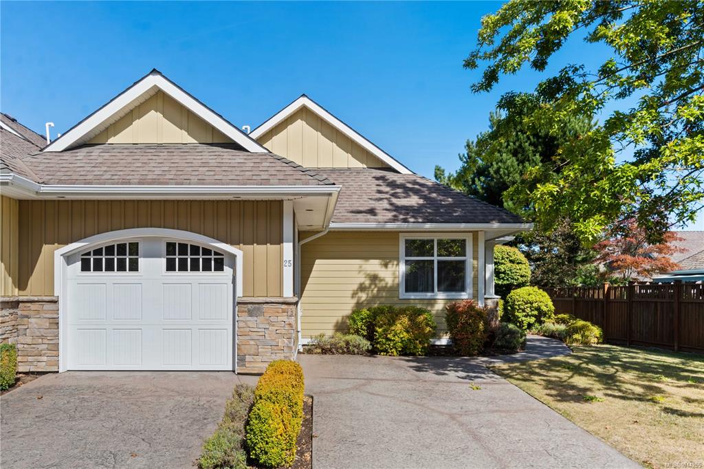 447 Pym St S, 1014255, BC,