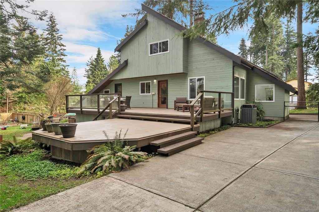Second View of 3844 Sutil Rd, Campbell River, BC, V9H 1J5