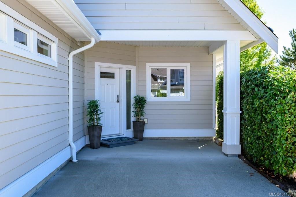 Fourth View of 700 Lancaster Way, LANCASTER HEIGHTS, Comox, BC, V9M 0B6