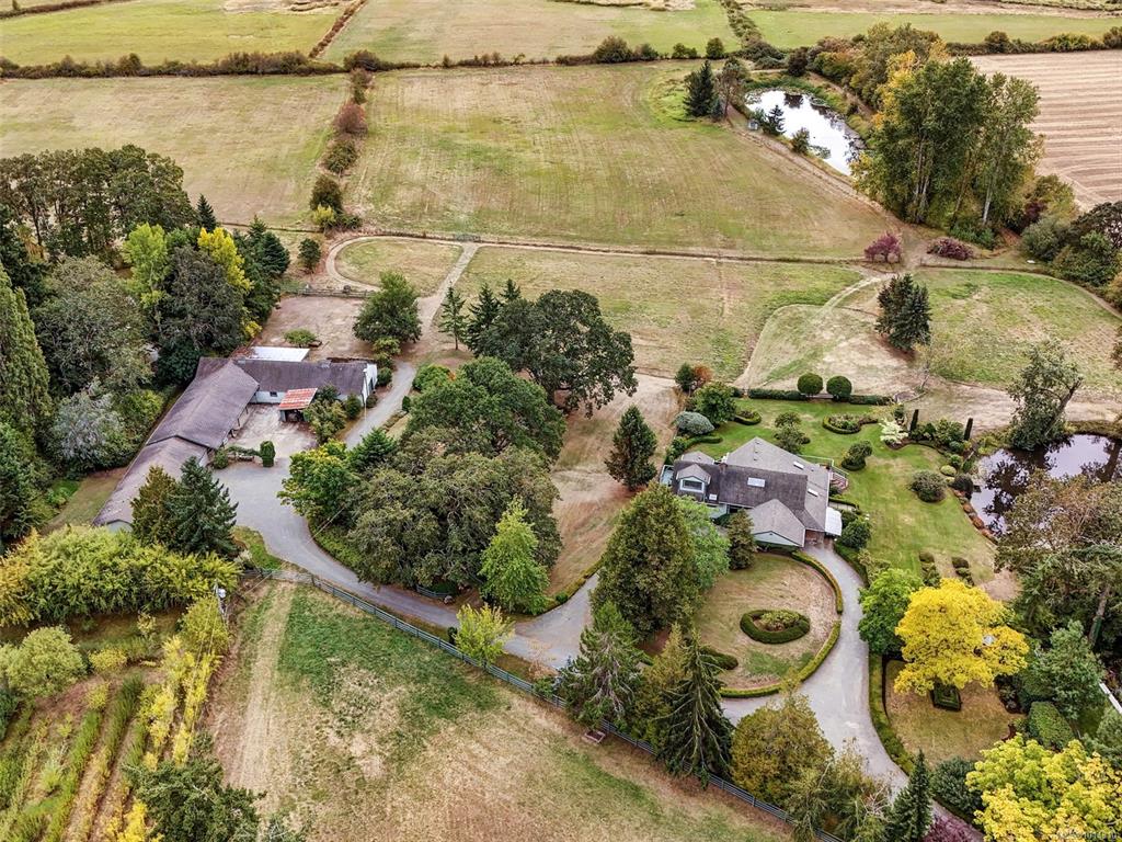 Main View of 1413 Mount Newton Cross Rd, Central Saanich, BC, V8M 1S1