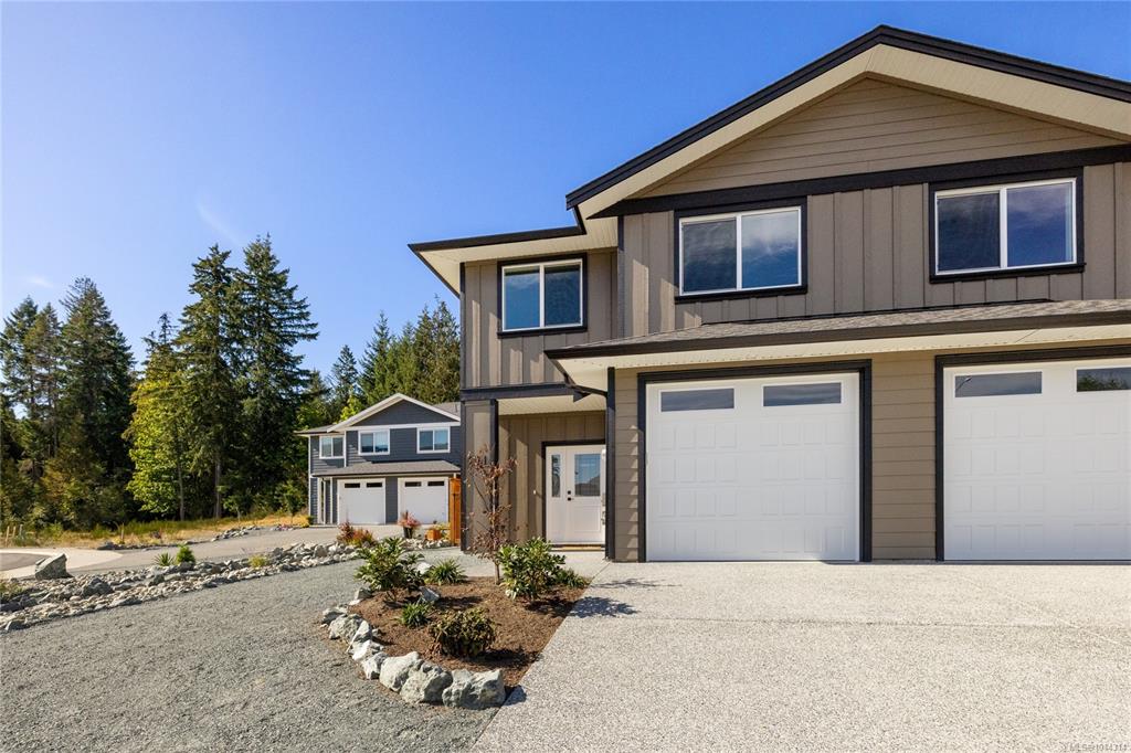 Third View of 161 Elk Rd, Lake Cowichan, BC, V0R 2G0