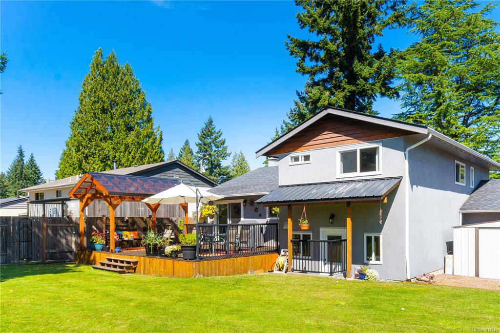 Third View of 5251 Dunster Rd, Nanaimo, BC, V9T 2Z5