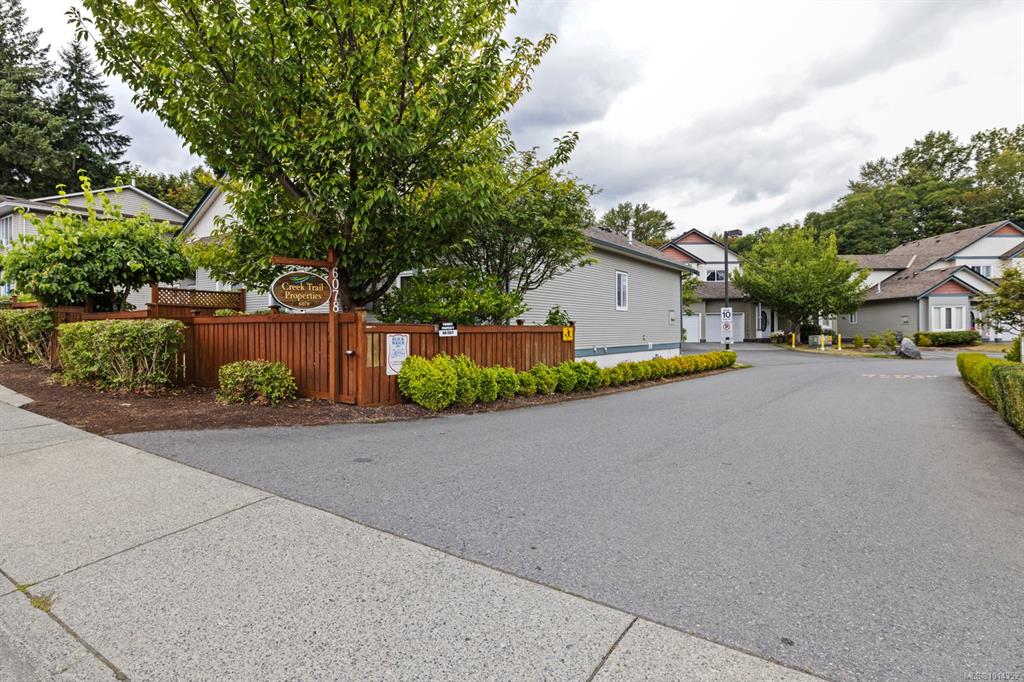 Third View of 6078 Truesdale St, Duncan, BC, V9L 0B4