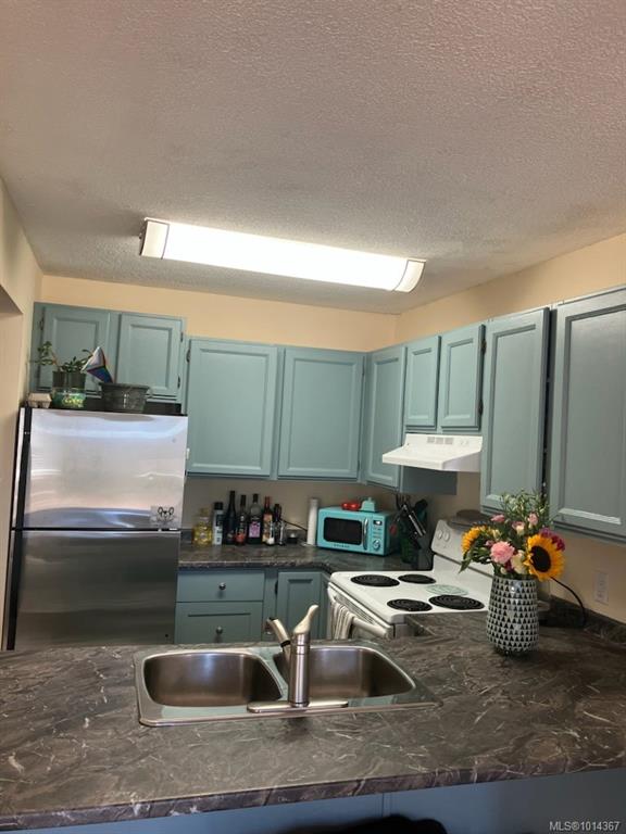 Third View of 520 Rosehill St, Nanaimo, BC, V9S 1E6