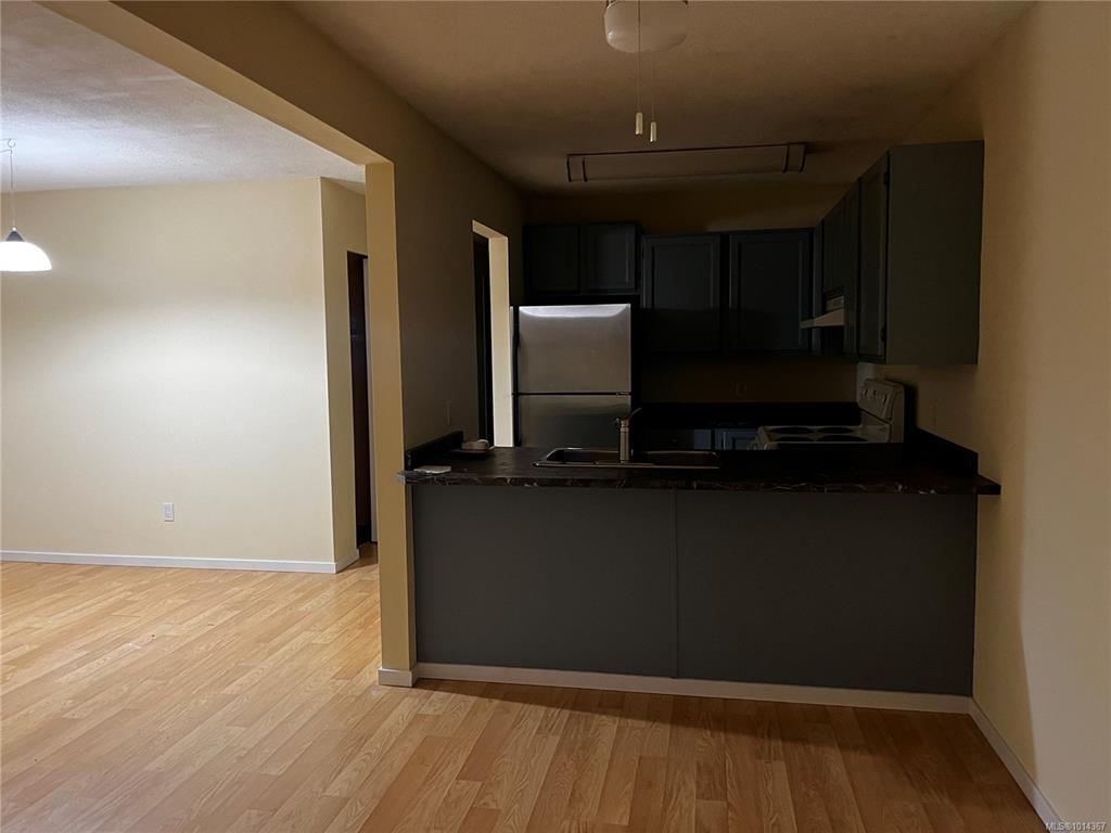 Fourth View of 520 Rosehill St, Nanaimo, BC, V9S 1E6