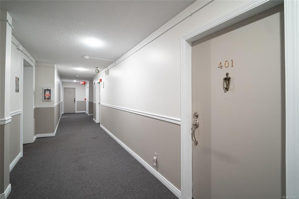 Fourth View of 1188 Yates St, Evergreen Hill, Victoria, BC, V8V 3M8