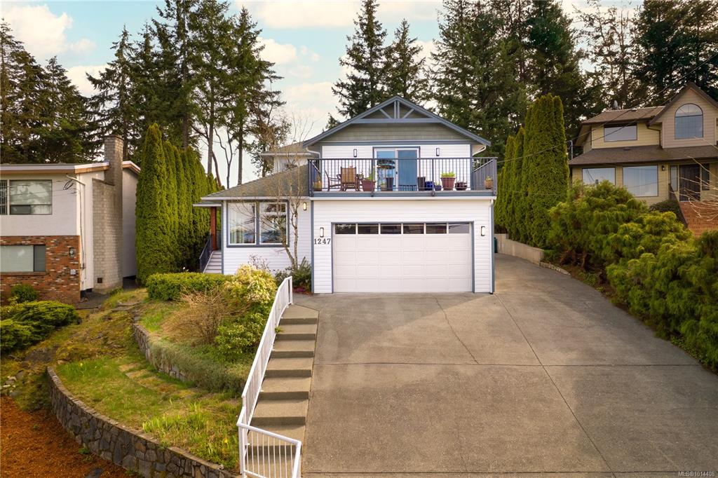 Second View of 1247 Selkirk Dr, Nanaimo, BC, V9R 5Z5