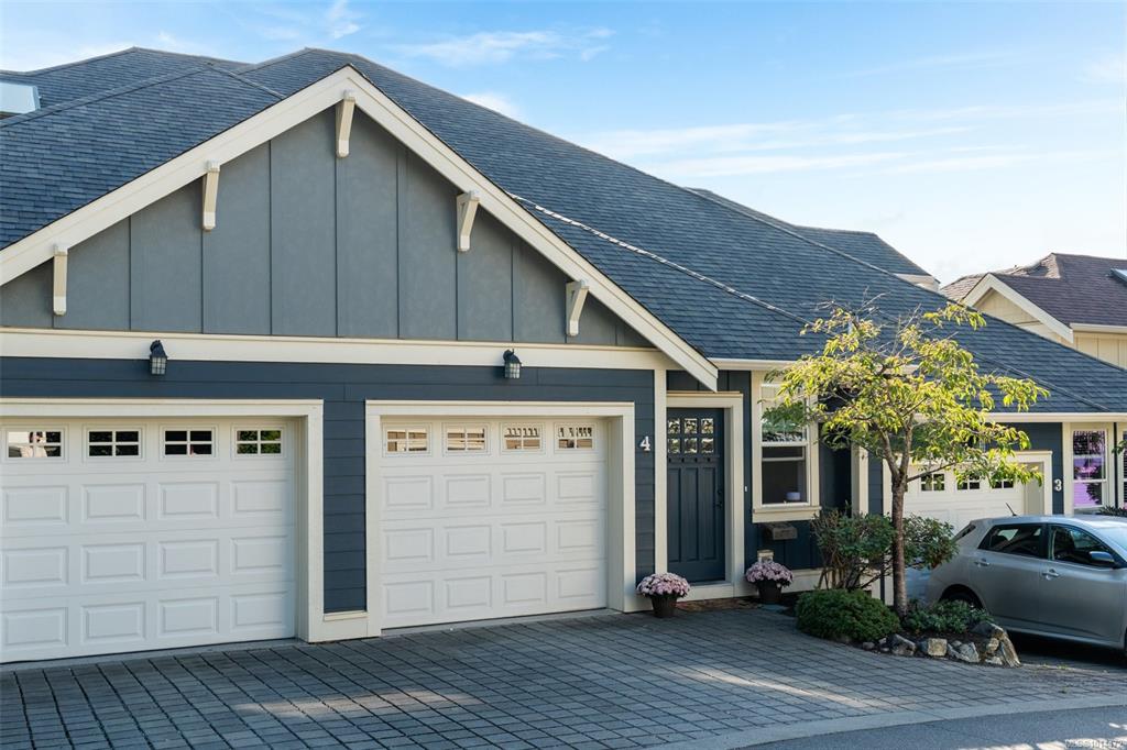 Third View of 4583 Wilkinson Rd, Wilkinson Ridge, Saanich, BC, V8Z 5C3