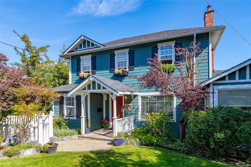 Third View of 3305 Wordsworth St, Victoria, BC, V8P 4B9