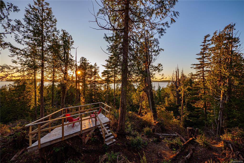 Second View of 340 Tonquin Park Rd, Tofino, BC, V0R 2Z0