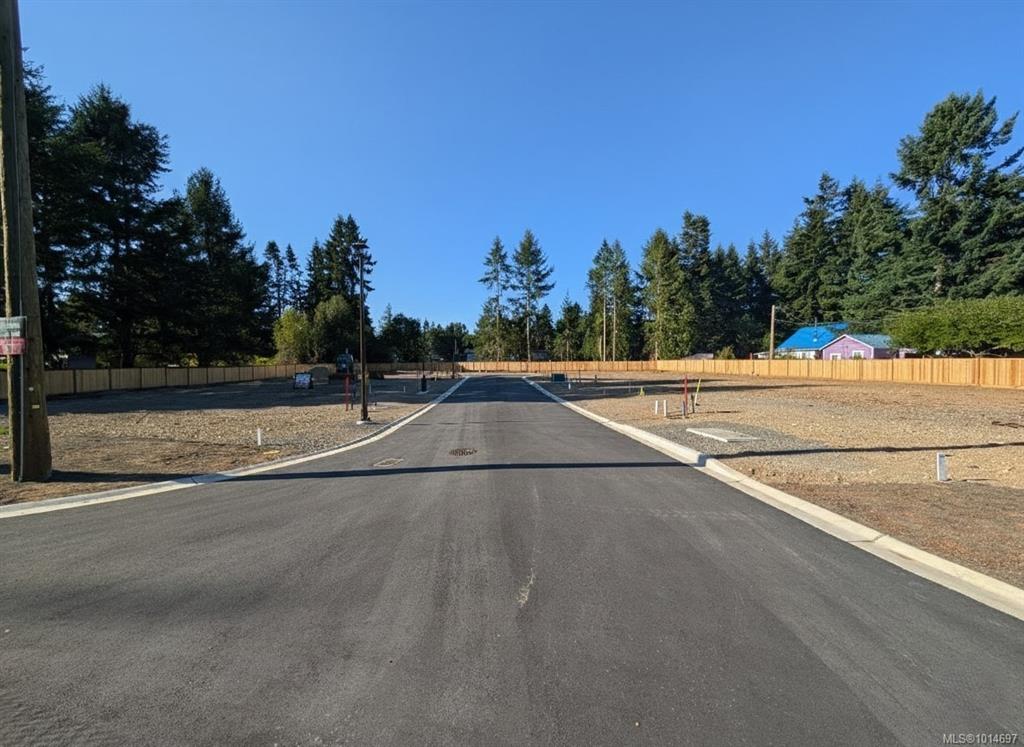 Fifth View of 608 Cedarwood Way, Parksville, BC, V9P 1T5