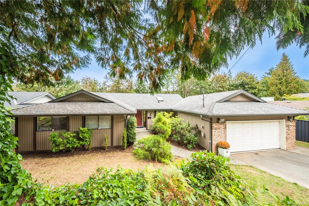 3521 Fairview Dr, 1014743, BC,