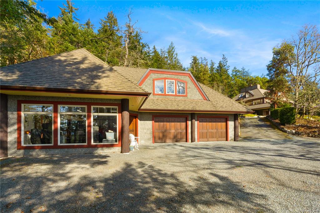 Fourth View of 8242 Thomson Pl, Central Saanich, BC, V8M 1S1