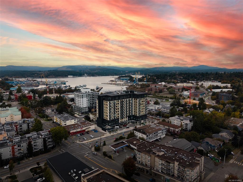 Second View of 622 Admirals Rd, Esquimalt, BC, V9A 2N7