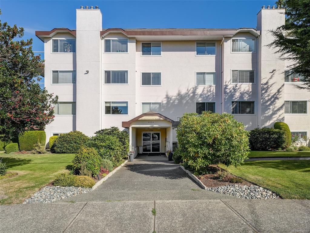 2354 Brethour Ave, 1014810, BC,