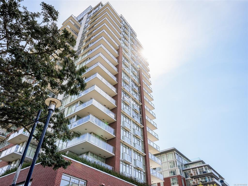 83 Saghalie Rd, 1014859, BC,