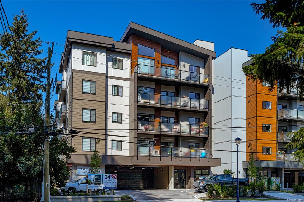 924 Jenkins Ave, 1014927, BC,