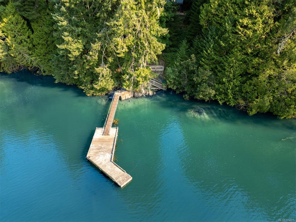 8807 Ainslie Point Rd, 1014975, BC,