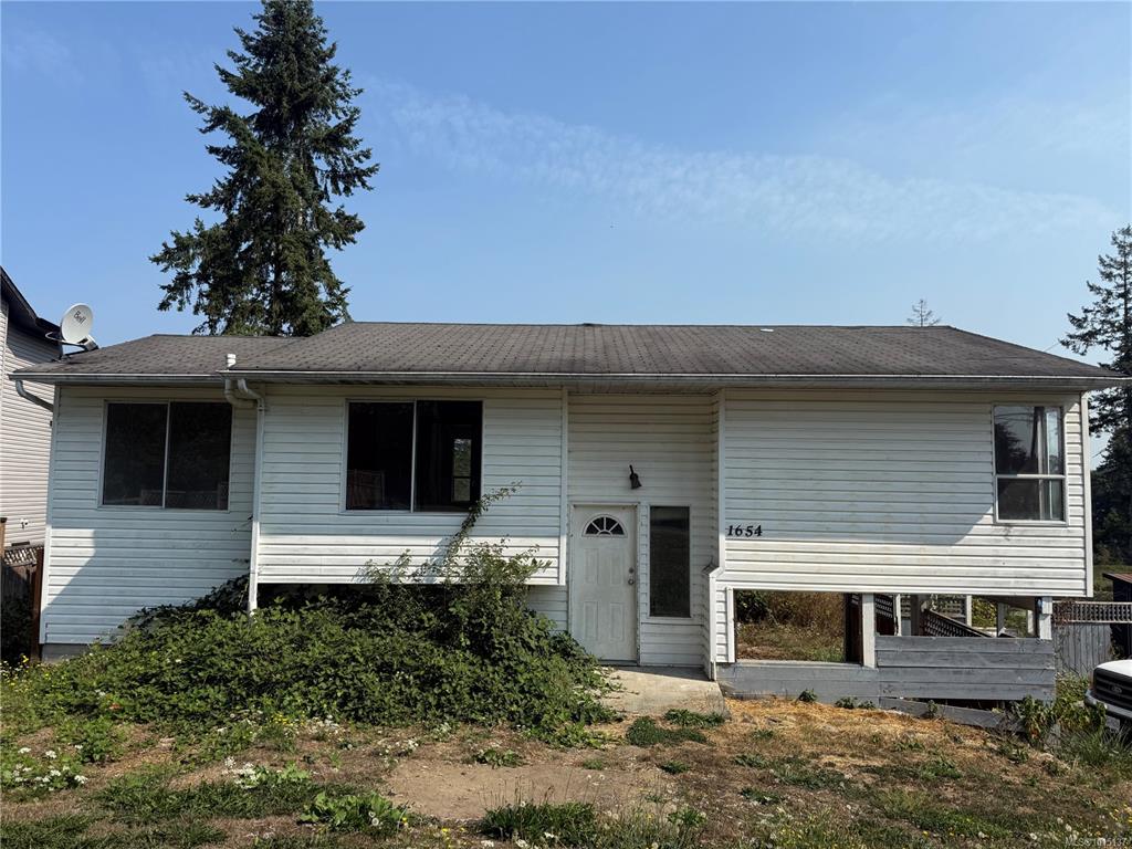 1654 Cedar Rd, 1015137, BC,
