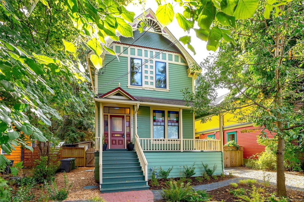 1347 Vining St, 1015188, BC,
