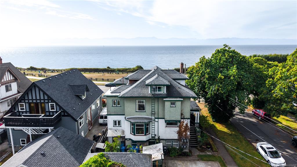 1124 Dallas Rd, 1015253, BC,