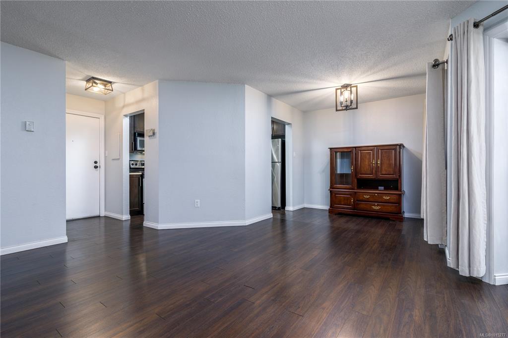 Fourth View of 73 Gorge Rd W, Saanich, BC, V9A 1L9