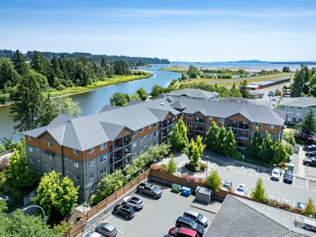 1944 Riverside Lane, 1015297, BC,